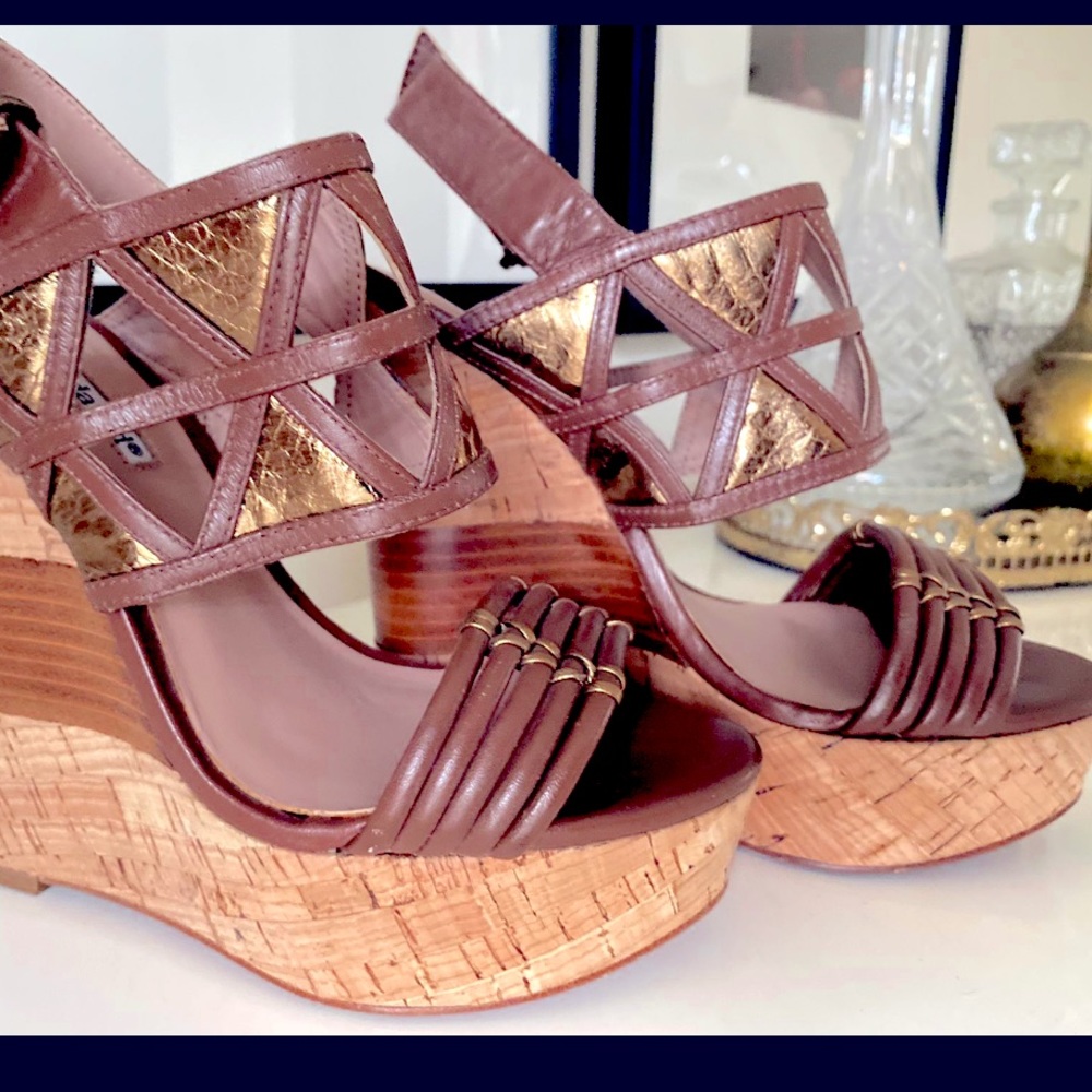 Charles David wedges